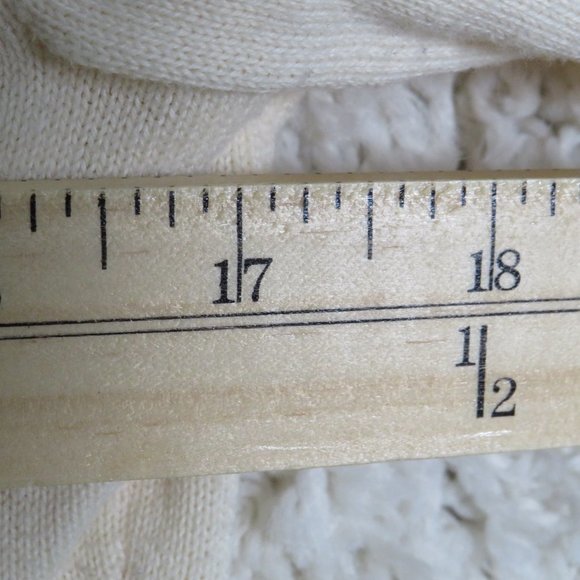 Van Heusen*Women's Long Sleeve Button Down Ruffled Design Cardigan Sweater~Small - Picture 7 of 9